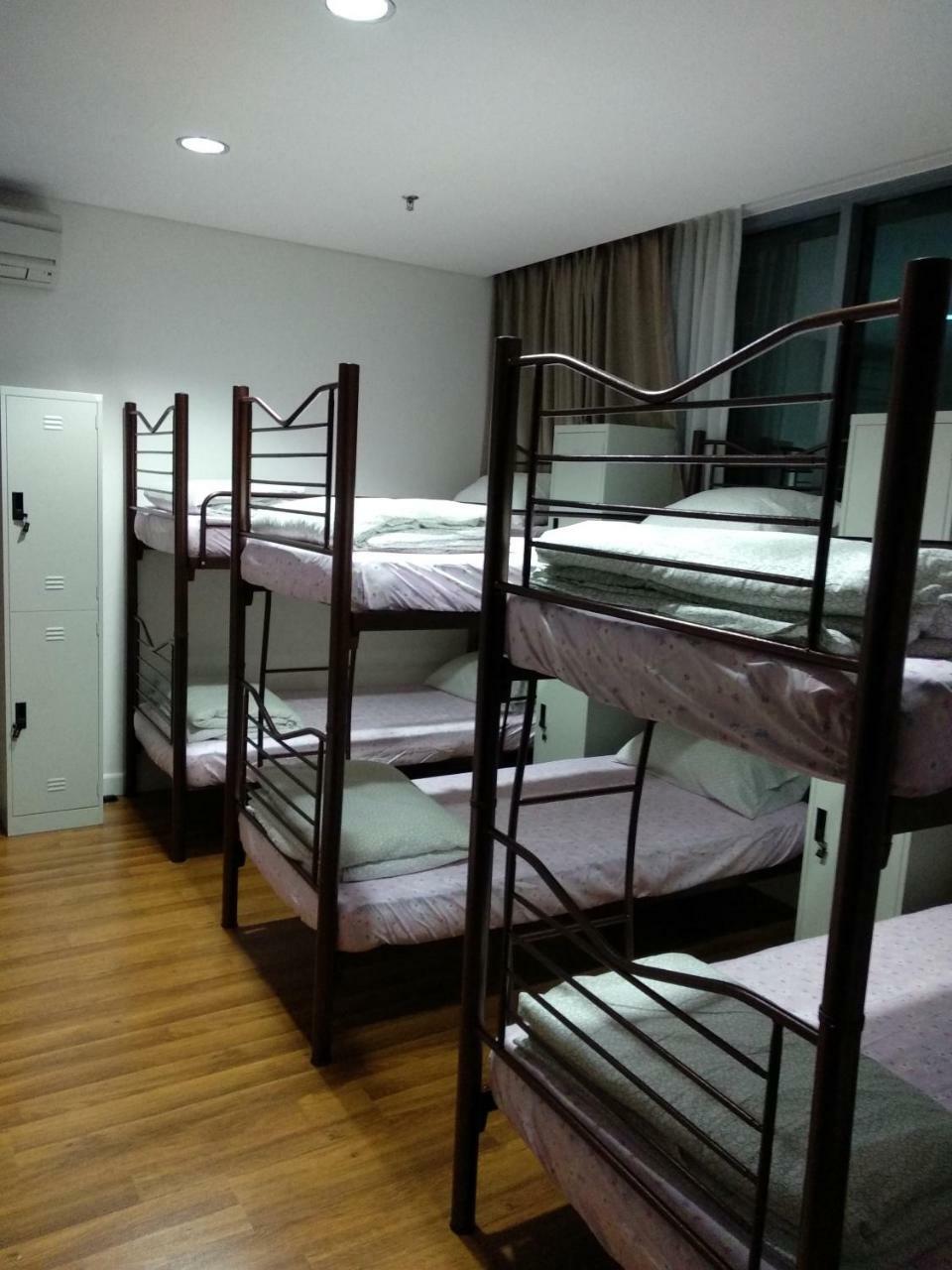 Hostel Twin Towers Dorms Kuala Lumpur Exterior foto